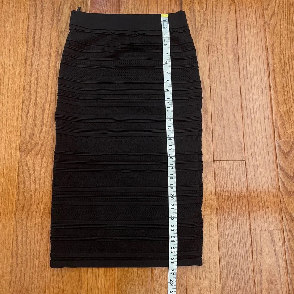 Babaton Black Knit Pencil‎ Skirt Bodycon Ribbed Dressy Career Professional